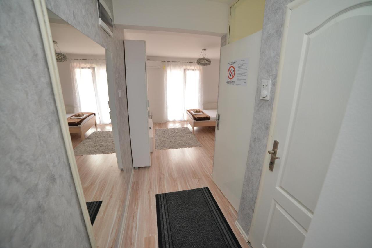 Apartmani Mv Užice Buitenkant foto