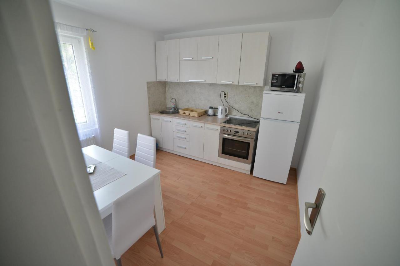 Apartmani Mv Užice Buitenkant foto